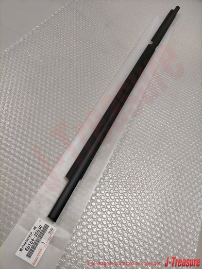 TOYOTA 4RUNNER 03-09 Genuine Door Belt Molding Weatherstrip Front Rear 5 PC Set