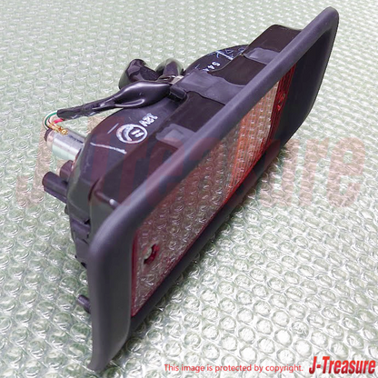 TOYOTA LAND CRUISER 70 Genuine Rear Bumper Combination Lamp Assy Right Side OEM