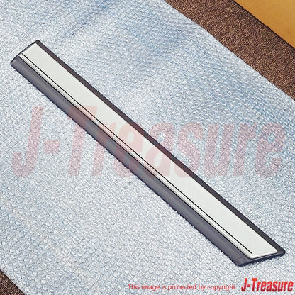 TOYOTA LAND CRUISER FZJ80 '95-97 Genuine Rear Door Outside Moulding LH OEM