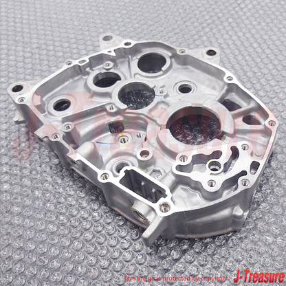 HONDA CRF110F 2013-2024 Genuine Crankcase RH 11100-KWW-740 OEM