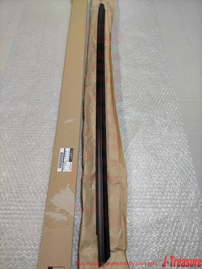 NISSAN GT-R GTR R35 Genuine Front Door Outside Molding Assembly Left Side OEM