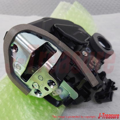 TOYOTA LEXUS Genuine Door Lock Actuator Assy Rear W/Motor Left 69060-33120 OEM