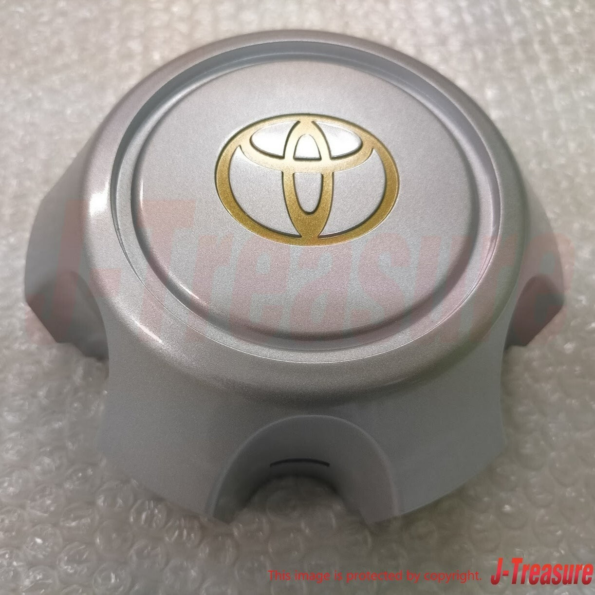 TOYOTA LAND CRUISER 80 Series Genuine Wheel Center Hub Cap Ornament 1pcs OEM