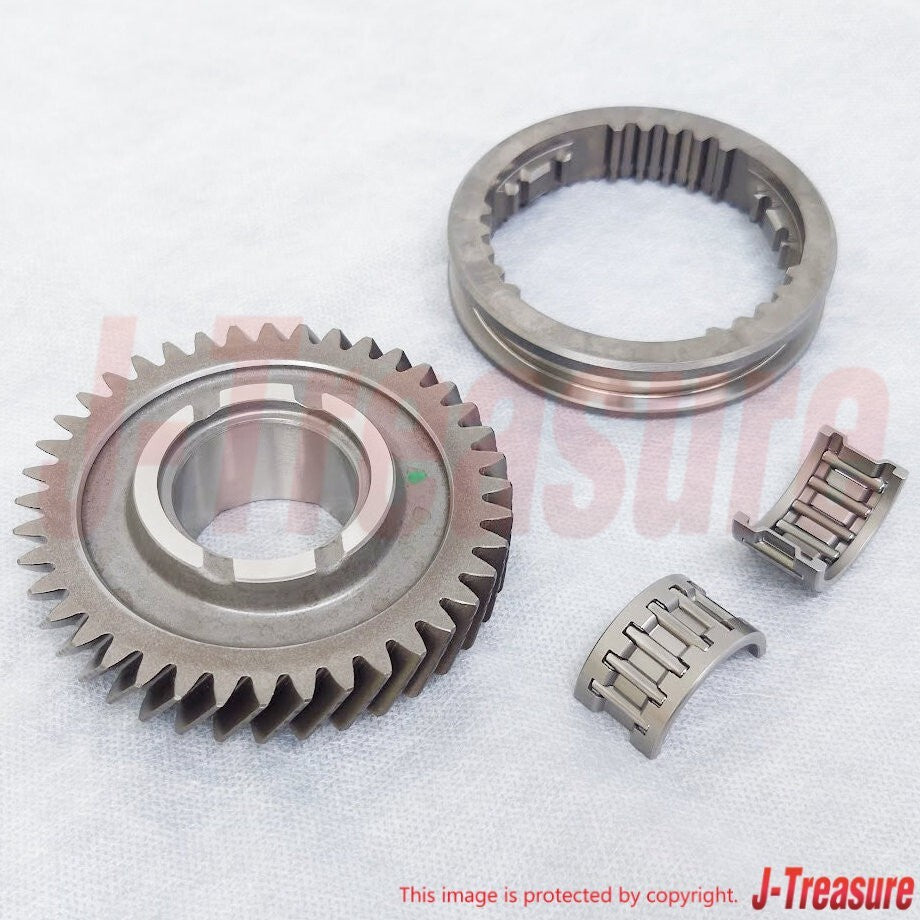 TOYOTA RAV4 AWD ACA23 2005 Genuine 5Th Gear 40Teeth & Sleeve & Bearing Set OEM