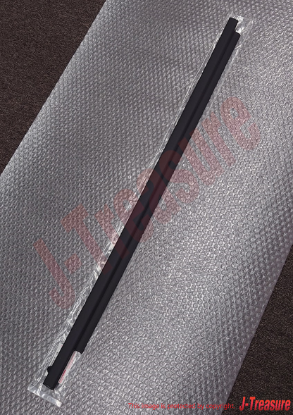 TOYOTA 4RUNNER 96-02 Genuine F/R Door Glass Outer Weatherstrip Assy RH & LH Set