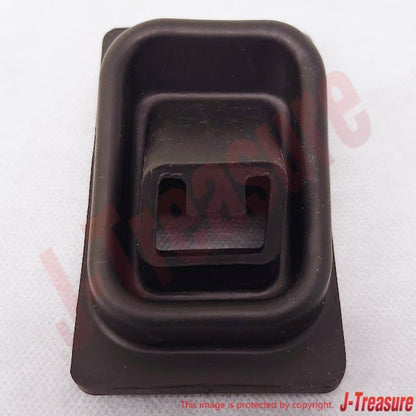 TOYOTA LAND CRUISER FJ40 74-87 Genuine Clutch Release Fork Boot 31126-60021 OEM
