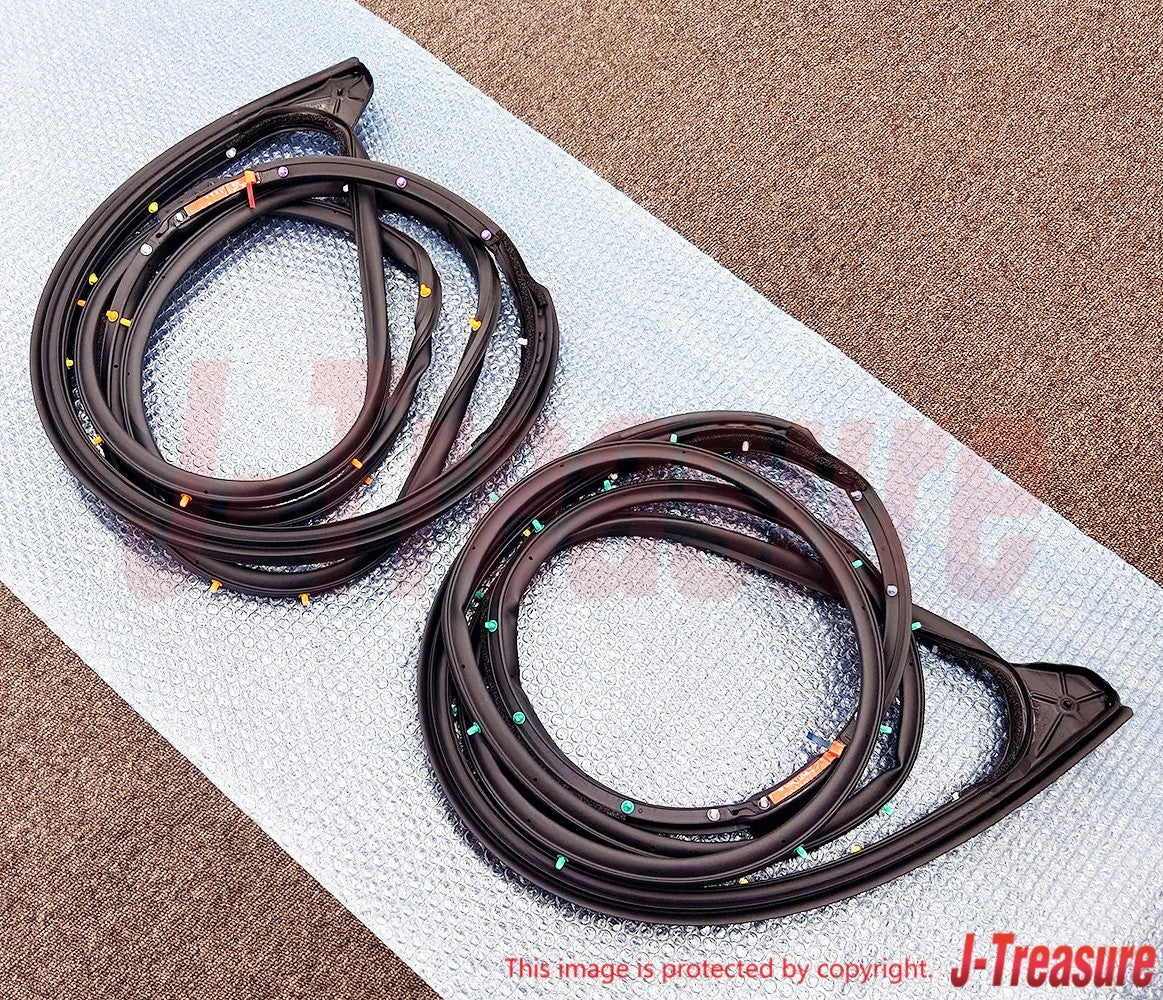 NISSAN NV200 M20 Genuine Fr/Door Weatherstrip RH & LH 80830-JX30A 80831-JX30A