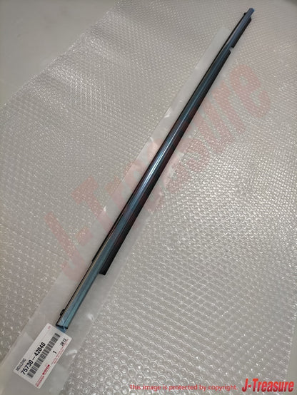 TOYOTA RAV4 ALA4# 2013-2018 Genuine Rear Door Belt Moulding RH 75730-42040 OEM