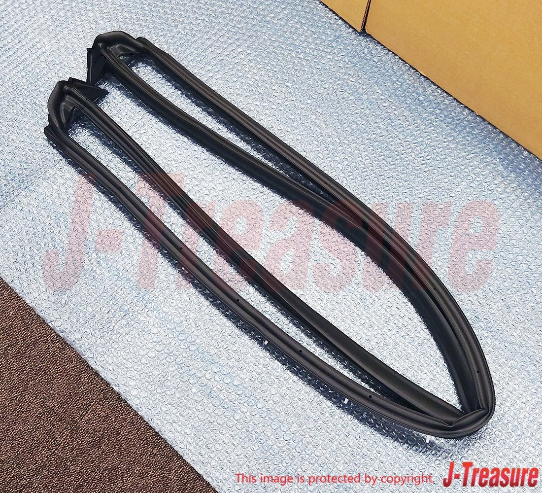 TOYOTA LAND CRUISER UZJ100 98-03 Genuine Rear Lift Gate Weatherstrip 68281-60020