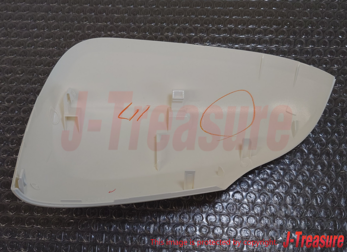 TOYOTA PRIUS C NHP10 12-19 Genuine Outer Mirror Cover Right *082* 87915-52170-A2