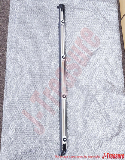 TOYOTA LAND CRUISER UZJ100 '98-07 Genuine Quarter Belt Moulding LH 75670-60040