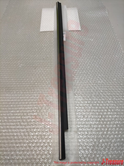 TOYOTA CAMRY MCV20 1997-2001 Genuine Rear Door Belt Moulding RH 75730-33040 OEM