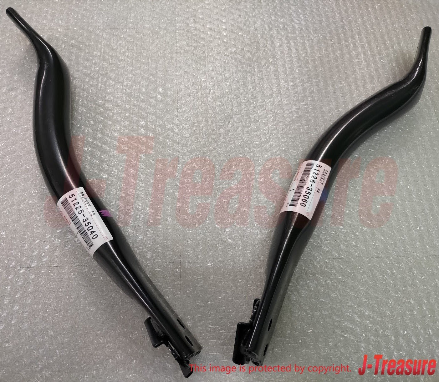 TOYOTA 4RUNNER FJ CRUISER  Genuine Front Suspension Member Bracket RH LH Set OEM