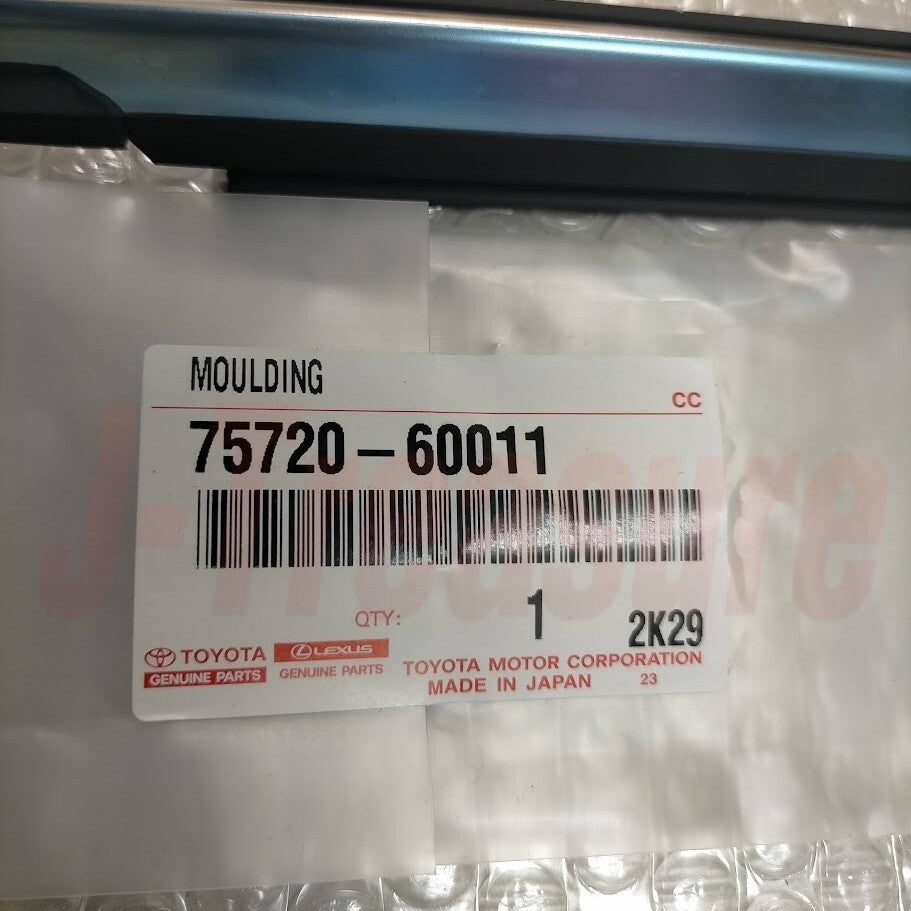 TOYOTA LAND CRUISER 80 LX450 Genuine Front Rear Quarter Moulding Set Chrome OEM