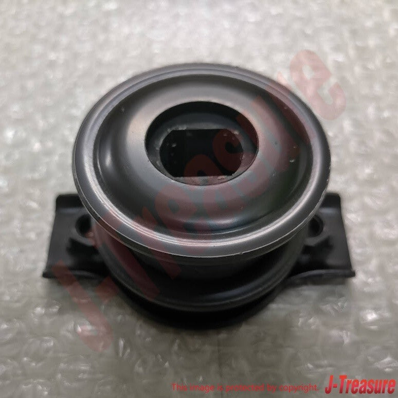 TOYOTA LAND CRUISER LX570 Genuine Rear Shock Absorber Bracket & Support Set OEM