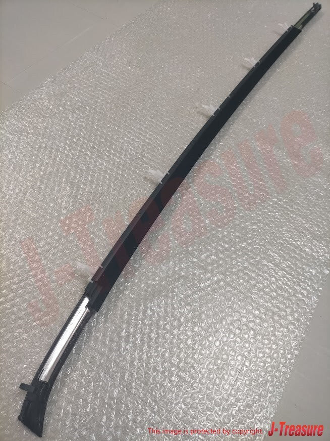MAZDA RX-7 RX7 FD3S Genuine Front Door Belt Line Molding Right FD01-50-640E OEM