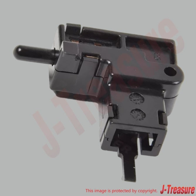 SUZUKI VZR1800 M109R 2006-2009 2011-2023 Genuine Clutch Switch 57560-05A10 OEM