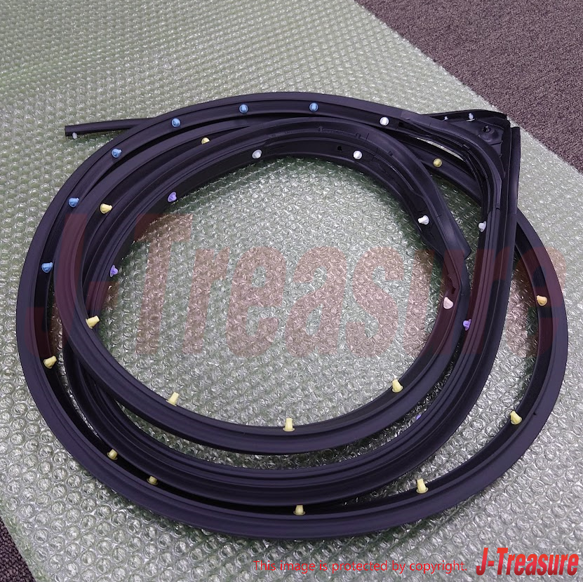 MITSUBISHI LANCER EVO 10 08-15 Genuine RR Door Opening Otr Weatherstrip LH OEM