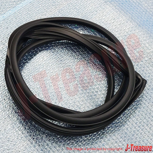 TOYOTA LAND CRUISER UZJ100 '98-02 Genuine Rear Door Weatherstrip RH 67871-60070