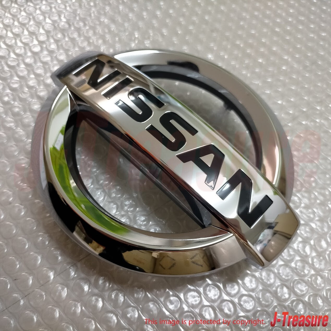 NISSAN PATROL SAFARI Y61 1997-2010 Genuine Front Emblem 62890-VD200 OEM