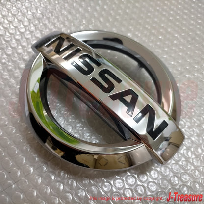 NISSAN PATROL SAFARI Y61 1997-2010 Genuine Front Emblem 62890-VD200 OEM