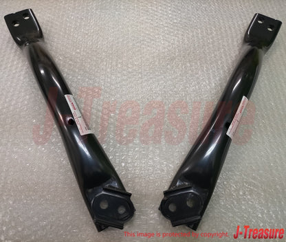 TOYOTA 4RUNNER FJ CRUISER  Genuine Front Suspension Member Bracket RH LH Set OEM