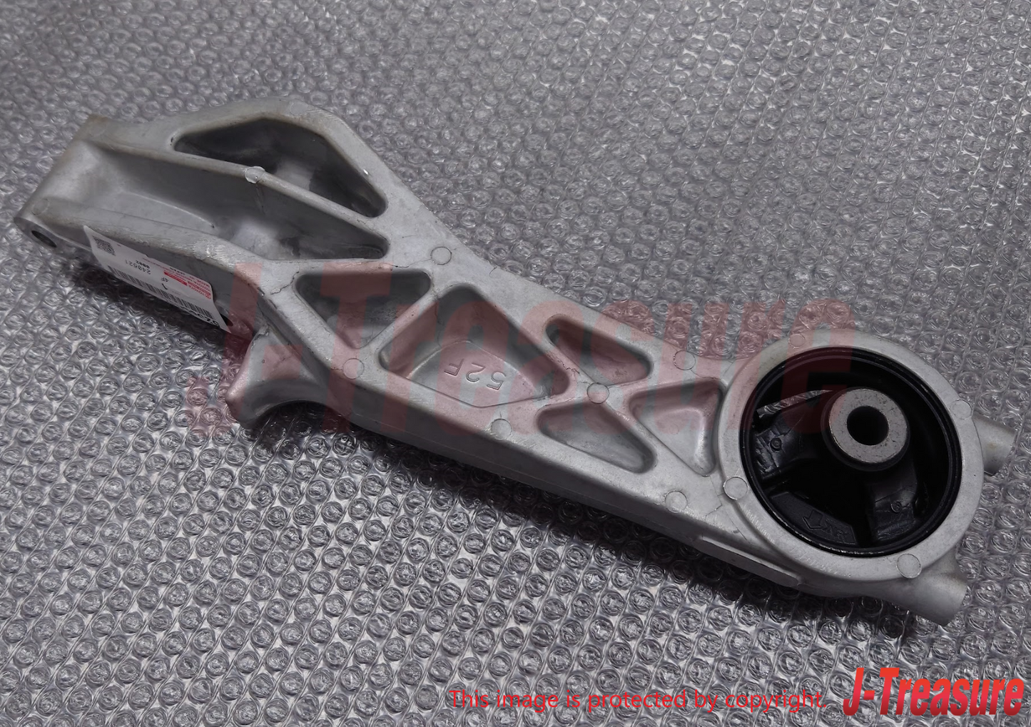 TOYOTA SIENNA GSL25 04-10 Genuine Rear Differential Support 52380-45030 OEM