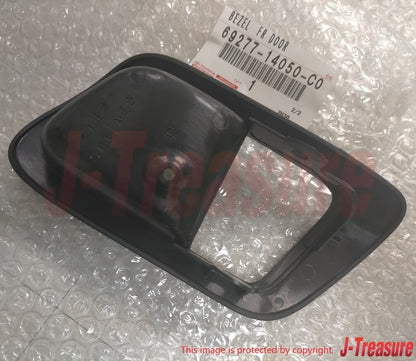 TOYOTA SUPRA JZA80 93-98 Genuine Inner Door Handle Bezel RH 69277-14050-C0 OEM