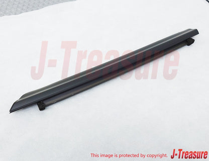 TOYOTA SOARER LEXUS SC430 UZZ40 Genuine Quarter Belt Moulding Right Side OEM