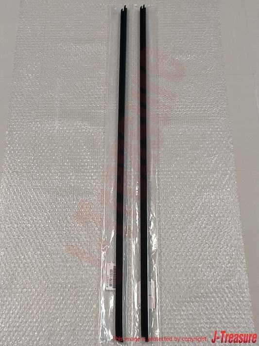 TOYOTA LEVIN TRUENO AE86 Genuine Front Door Glass Inner Weather Strip Set OEM