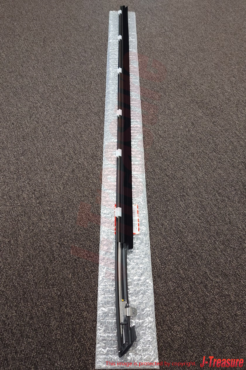 HONDA CIVIC EF9 1988-1989 Genuine Front Door Window Molding Right & Left Set OEM