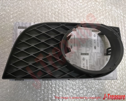 NISSAN INFINITY G25 11-12 G37 10-13 V36 SEDAN Genuine Fog Lamp Trim Panel RH OEM