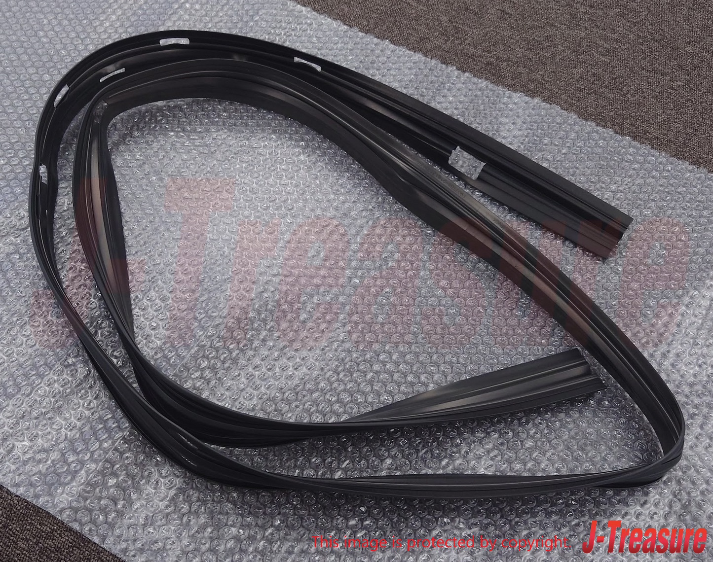 MITSUBISHI DELICA P0#W P15W P2#W Genuine Rear Door Window Glass Runchannel RH