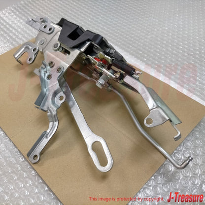 TOYOTA CELSIOR  UCF30 UCF31 01-06 Genuine Door Lock Actuator RH 69310-50050 OEM