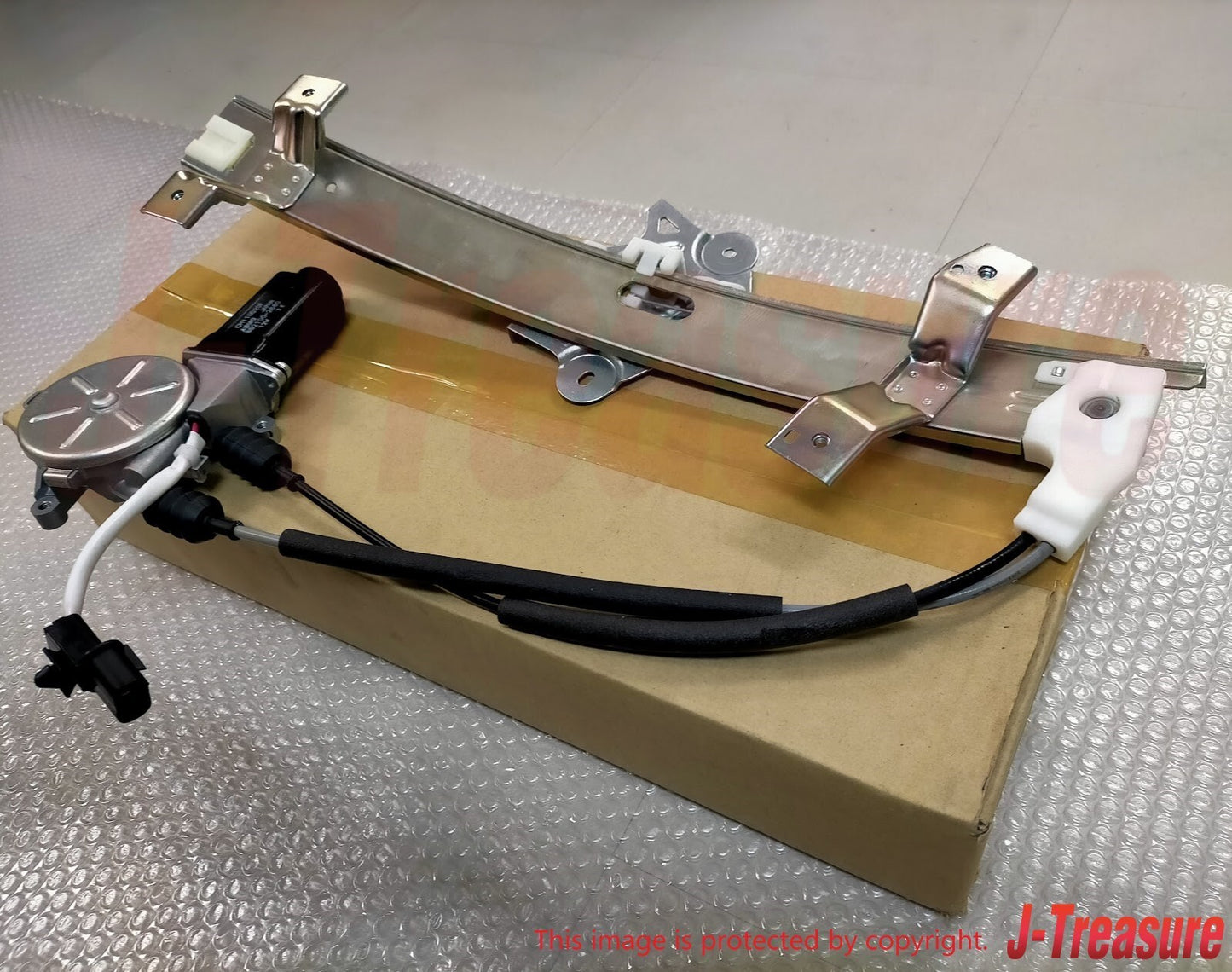 MITSUBISHI 3000GT Z1#A 96-99 Genuine Front Door Window Regulator LH MR280053 OEM