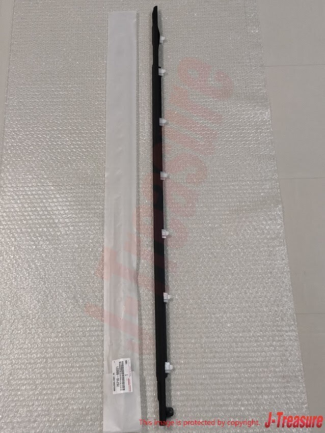 TOYOTA LAND CRUISER LEXUS 80 LX450 FZJ80 96-97 Genuine Door Belt Molding Set OEM