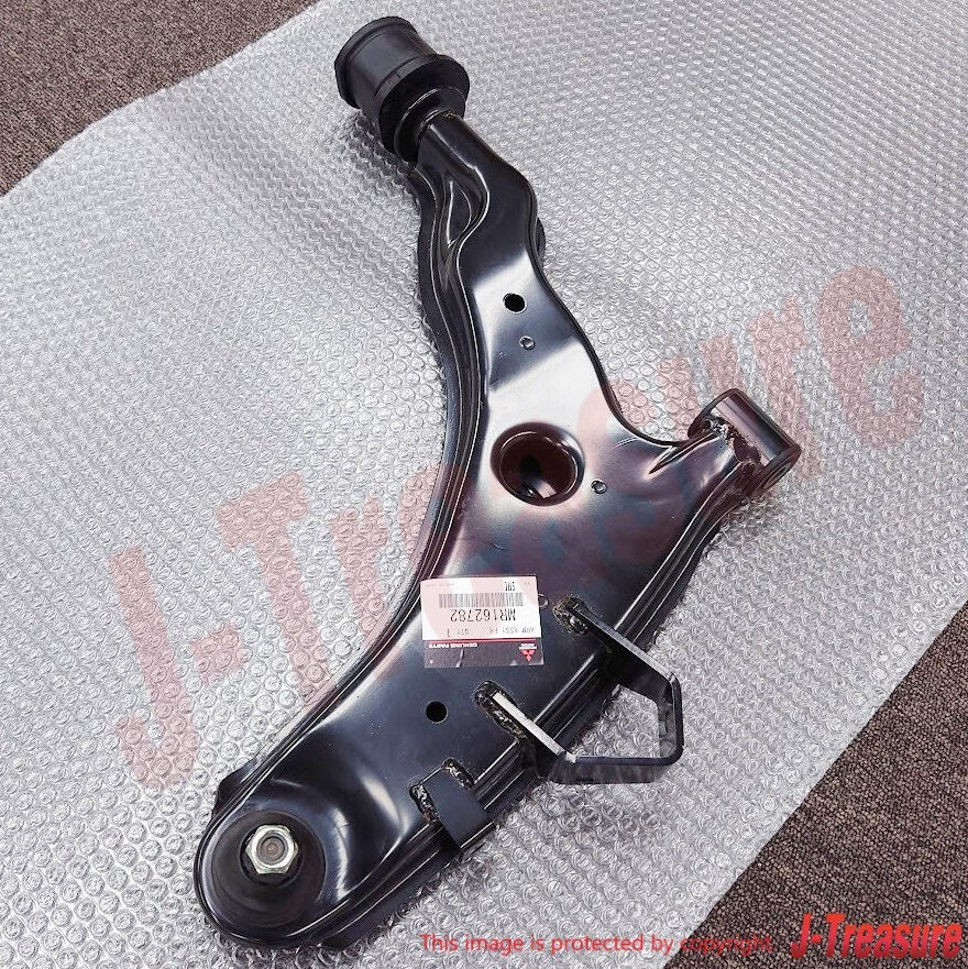 MITSUBISHI 3000GT Z16A 94-99 Genuine Fr/Suspension Lower Arm Assy RH & LH Set