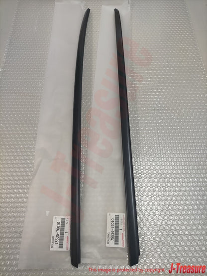 LEXUS CT200h ZWA10 11-17 Genuine Outside Windshield Moulding RH & LH Set OEM