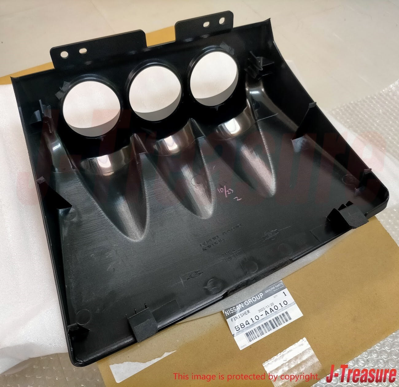 NISSAN SKYLINE ER34 Genuine Finisher Instrument Triple Meter 68410-AA010 OEM
