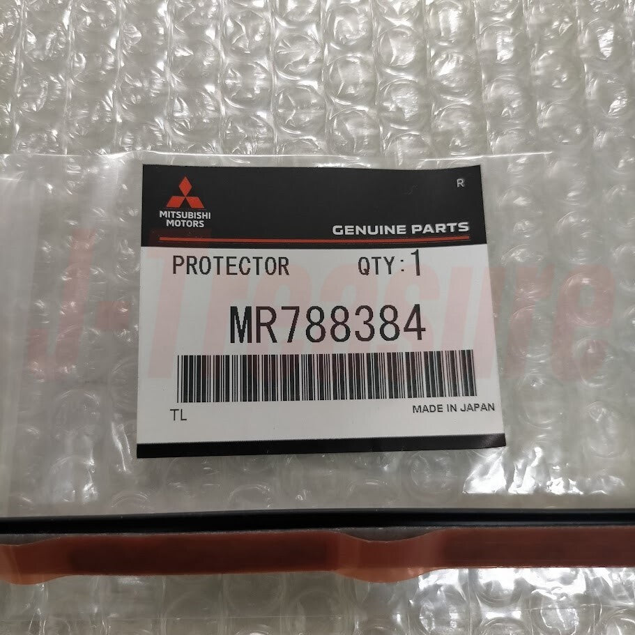 MITSUBISHI LANCER EVO5 6 CP9A Genuine  Black Pad MR788384 MR788388 4pcs Set OEM
