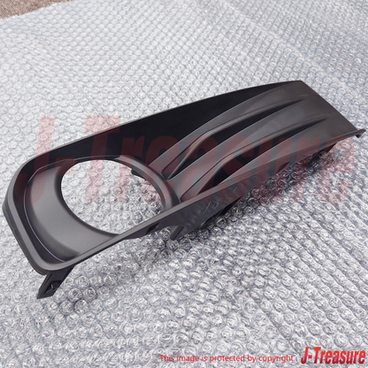 TOYOTA COROLLA RUMION NZE151 ZRE15# Genuine Fog Lamp Cover RH 81481-12210 OEM