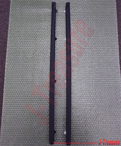 TOYOTA 4RUNNER VZN130 90-95 Genuine Fr/Door Glass Outer Weatherstrip RH & LH Set