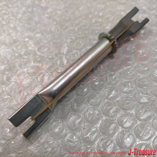 NISSAN SENTRA 01-06 Genuine Rear Drum Brake Adjuster Assembly RH 44200-25Y10 OEM