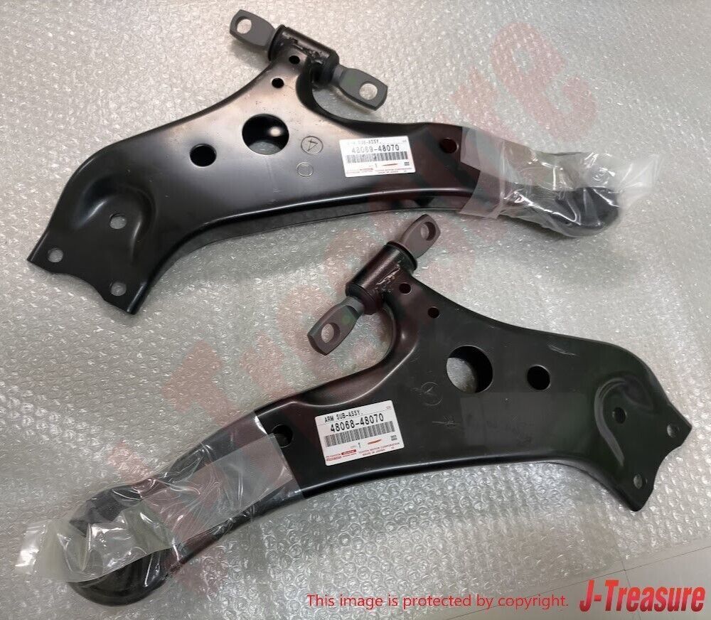 TOYOTA LEXUS RX350 RX450h 10-18 Genuine Front Lower Control Arm RH & LH Set OEM