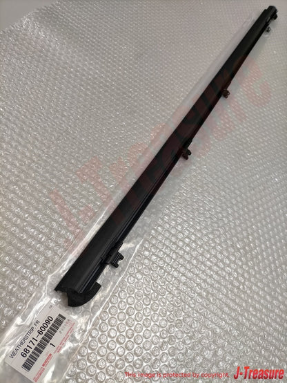 TOYOTA 4RUNNER '10-22 Genuine F & R Door Glass Inner Weatherstrip RH & LH Set
