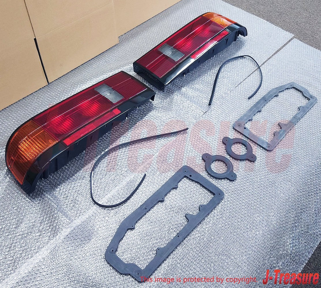 MAZDA RX-7 FC3S 89-91 Genuine Rear Combo Lamp Assy & Gasket & strip Seal RL set