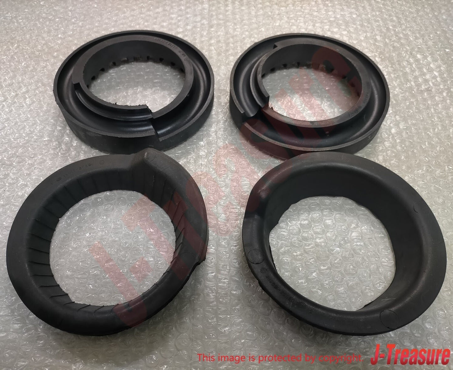 TOYOTA Genuine Rear Coil Spring Insulator Upper & Lower Right & Left Set OEM