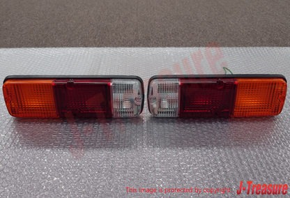 TOYOTA LAND CRUISER 40 Genuine Rear Combination Lamp Assy Right & Left Set OEM