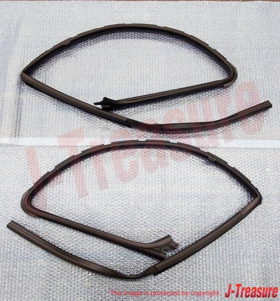 NISSAN NV200 M20 Genuine Front Door Glass Run Rubber RH & LH Set OEM