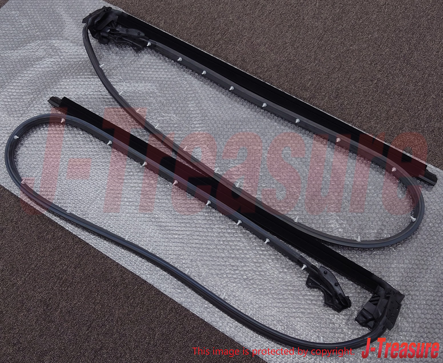 NISSAN GT-R R35 2009-2021 Genuine Front Door Weatherstrip RH & LH Set OEM
